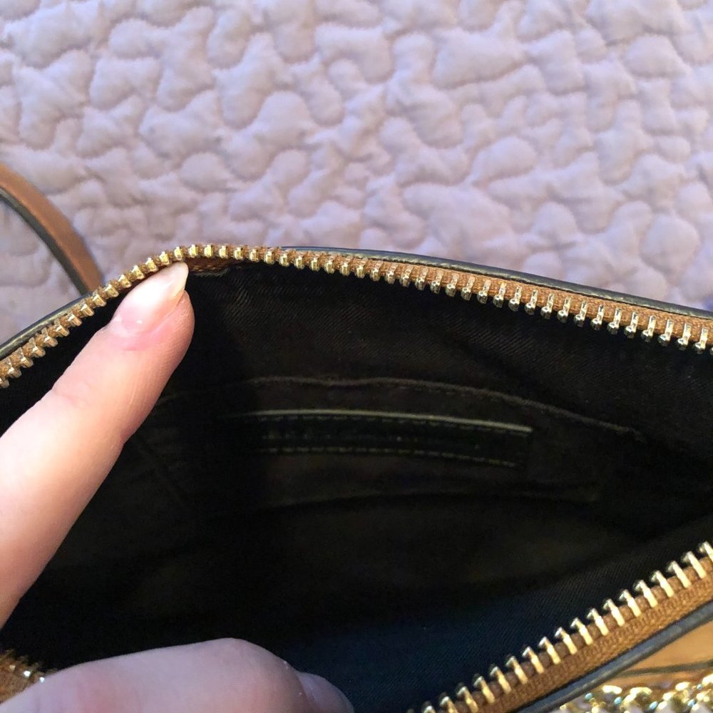 Rebecca Minkoff Avery Crossbody Purse - Picture 8 of 8